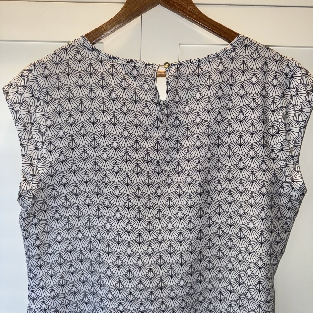 The Limited Womens Sz Large Keyhole Back Blouse Geometric Layered Blouse - Picture 8 of 14